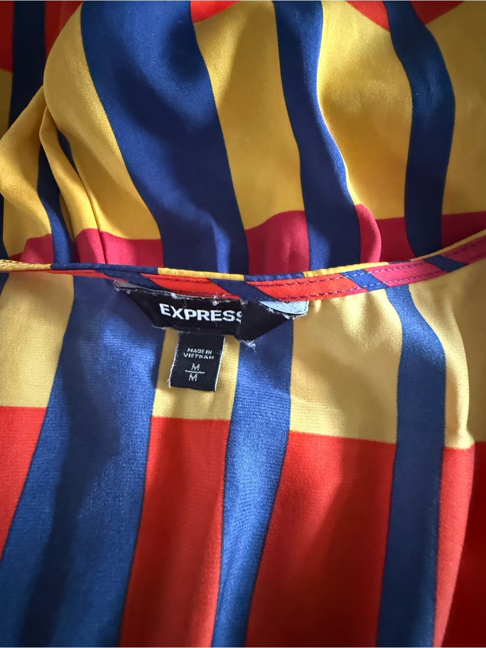 Express Multicolor Geometric Ruffle Wrap Mini Dress Medium - Picture 9 of 9